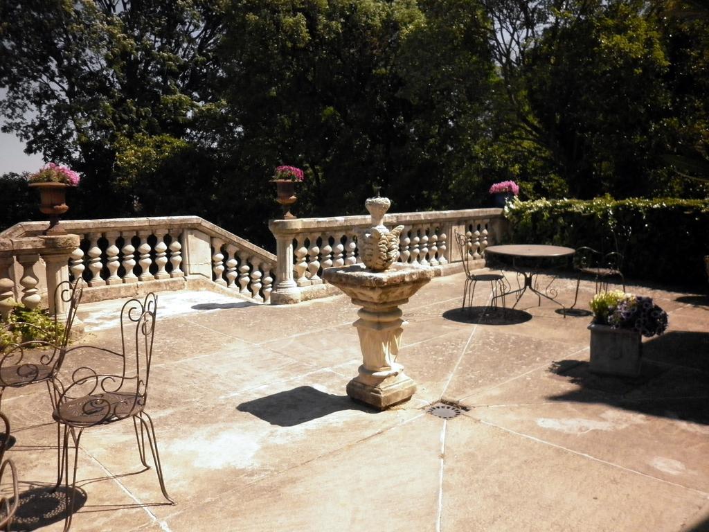 Bed and Breakfast Les Deux Tours Brignon Esterno foto