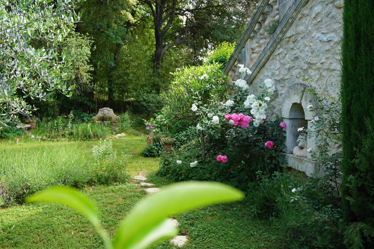 Bed and Breakfast Les Deux Tours Brignon Esterno foto