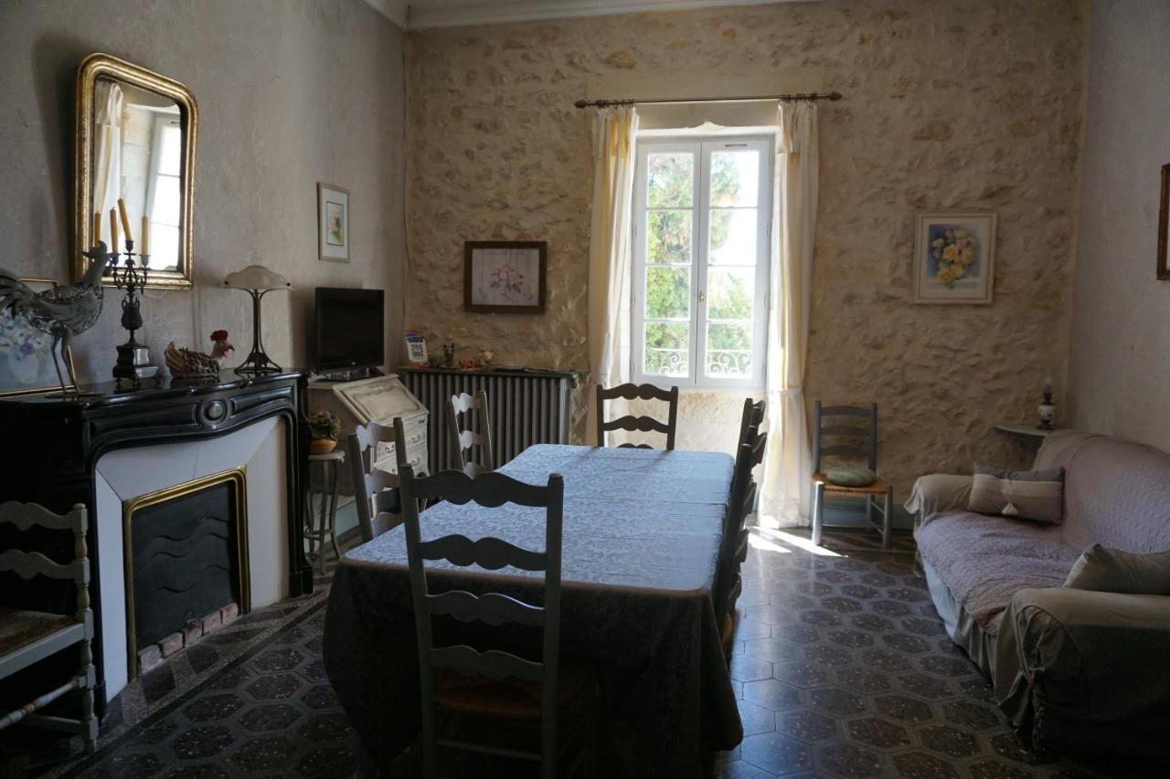 Bed and Breakfast Les Deux Tours Brignon Esterno foto