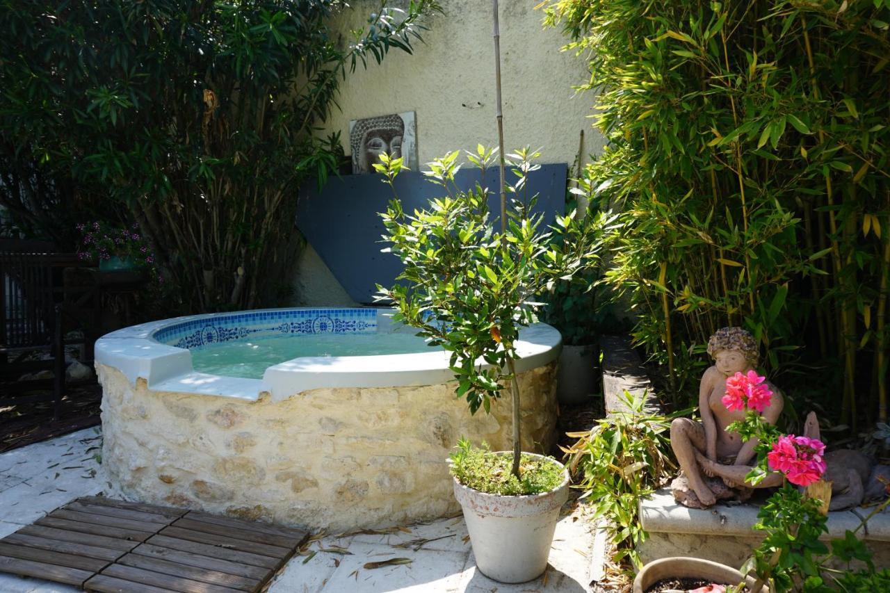 Bed and Breakfast Les Deux Tours Brignon Esterno foto