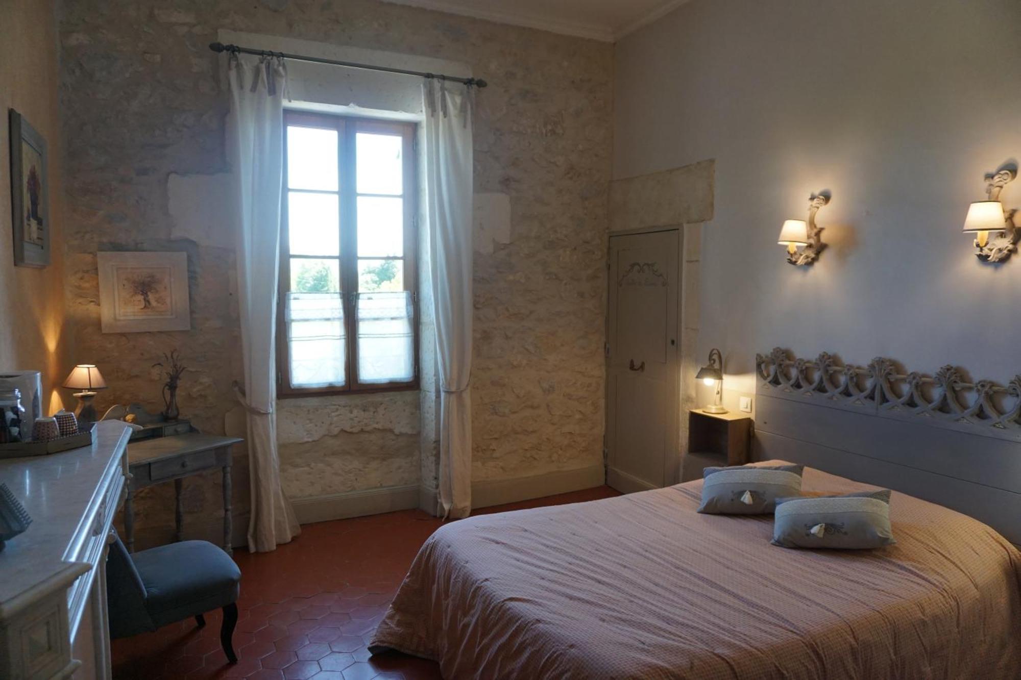 Bed and Breakfast Les Deux Tours Brignon Esterno foto